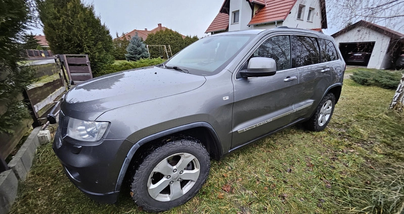Jeep Grand Cherokee cena 59900 przebieg: 171000, rok produkcji 2012 z Opole małe 232